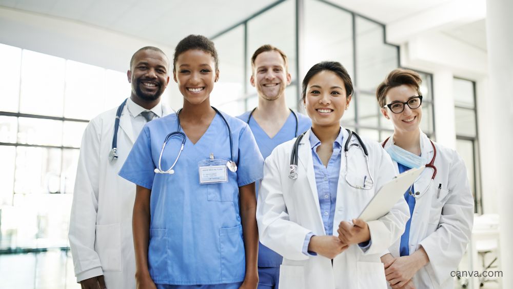 group of smiling medical professionals - canva.com
